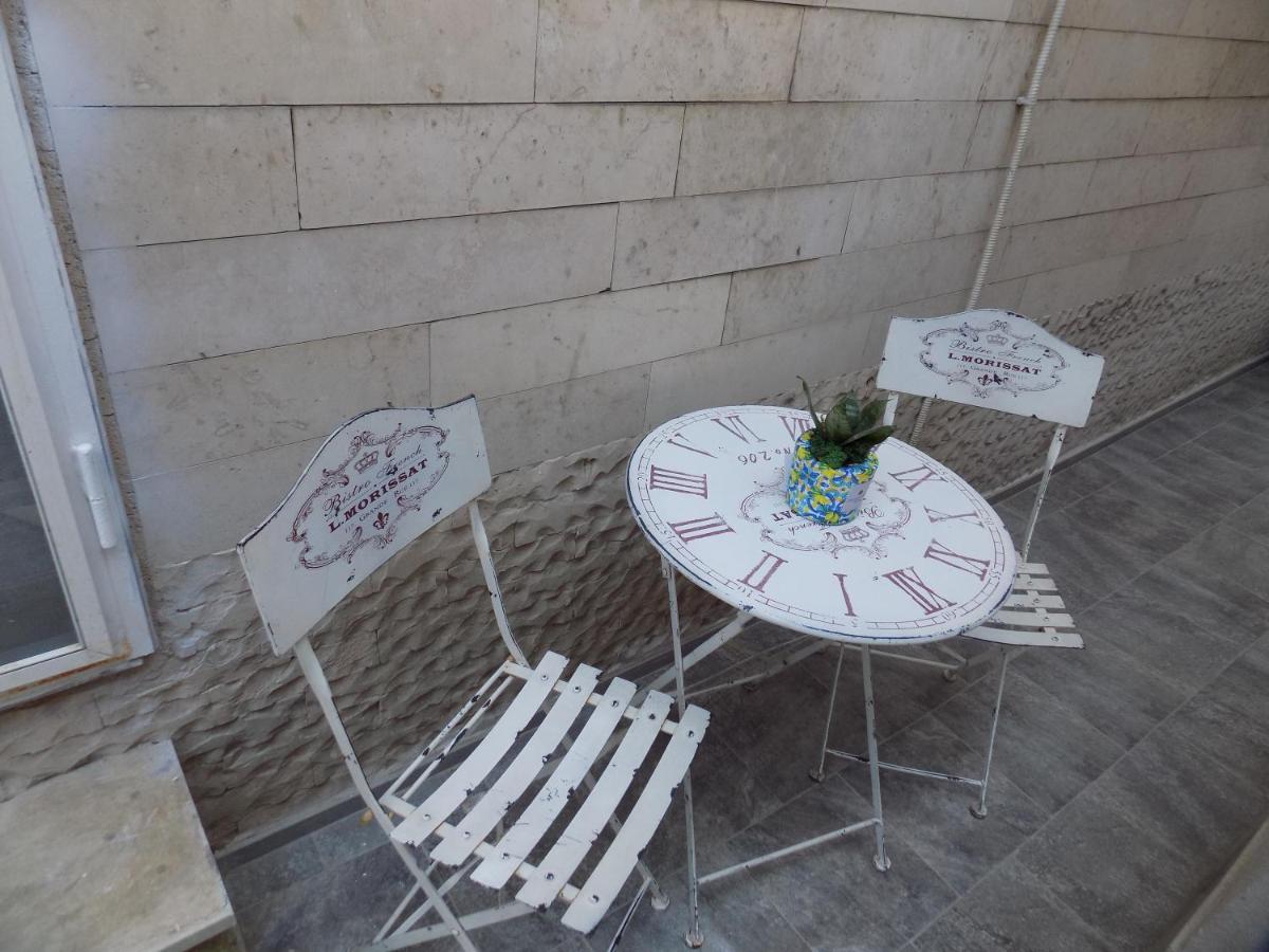 Casa Sanabria Hotel Bari Exterior photo